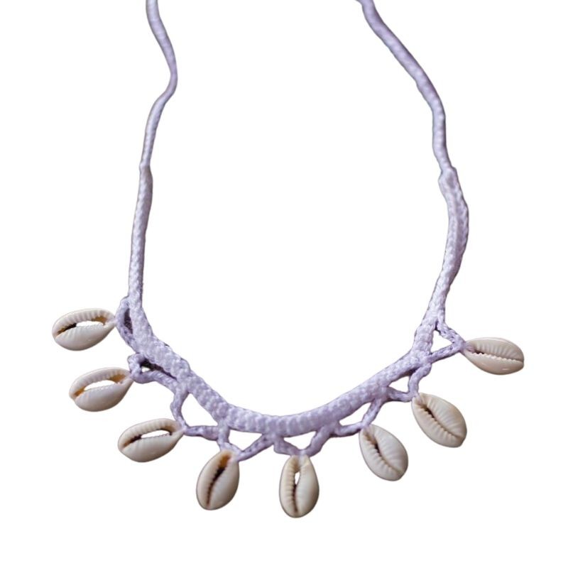 Broad choker with beads